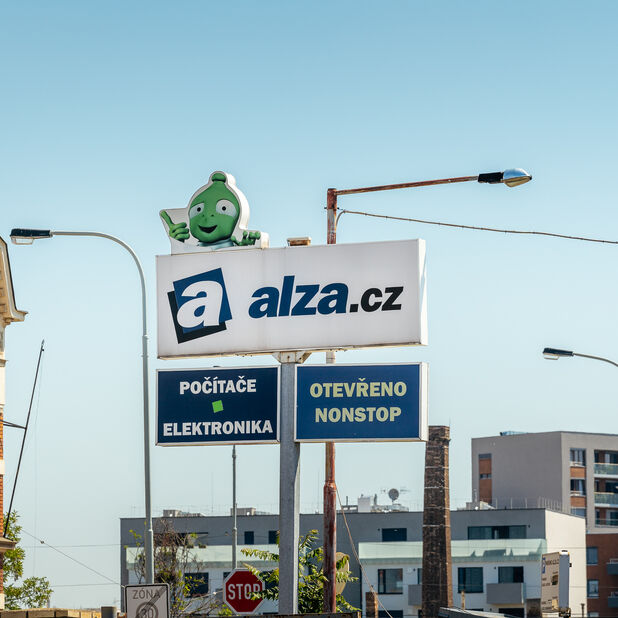 Alza Holešovice