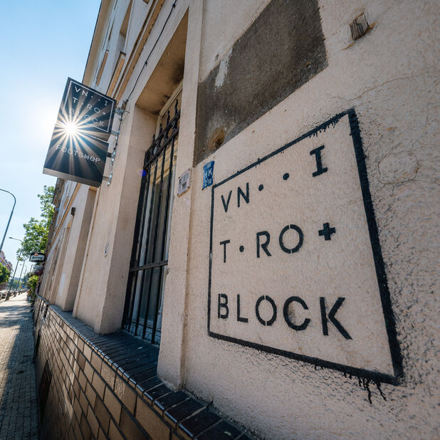 VNITROBLOCK