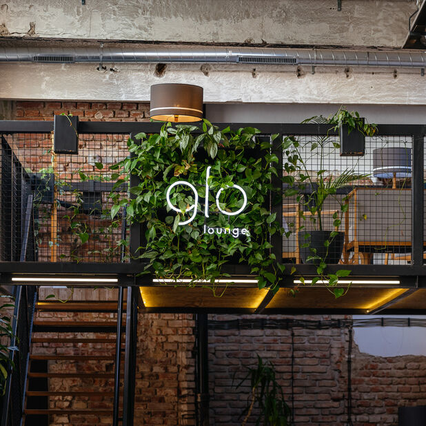 Glo Lounge